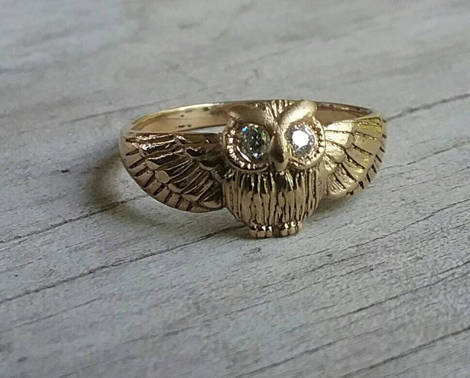 Gold owl ring,solid 9k/9ct gold,petite ring,small,pinkie ring,bird ring,boho, gypsy,woodland,nature