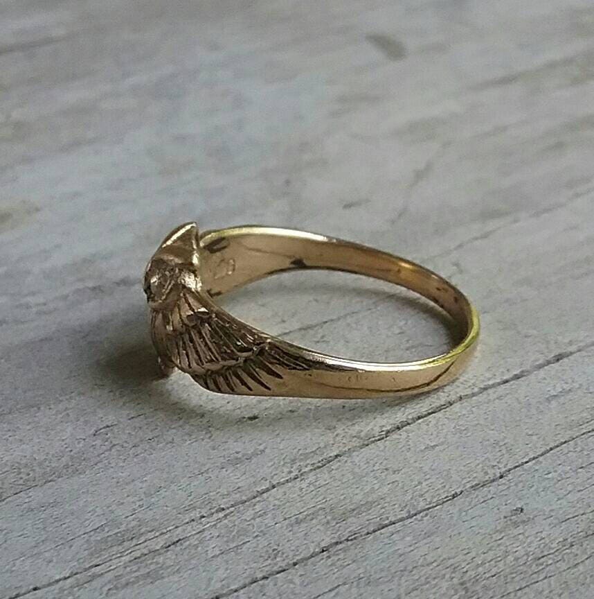 Gold owl ring,solid 9k/9ct gold,petite ring,small,pinkie ring,bird ring,boho, gypsy,woodland,nature