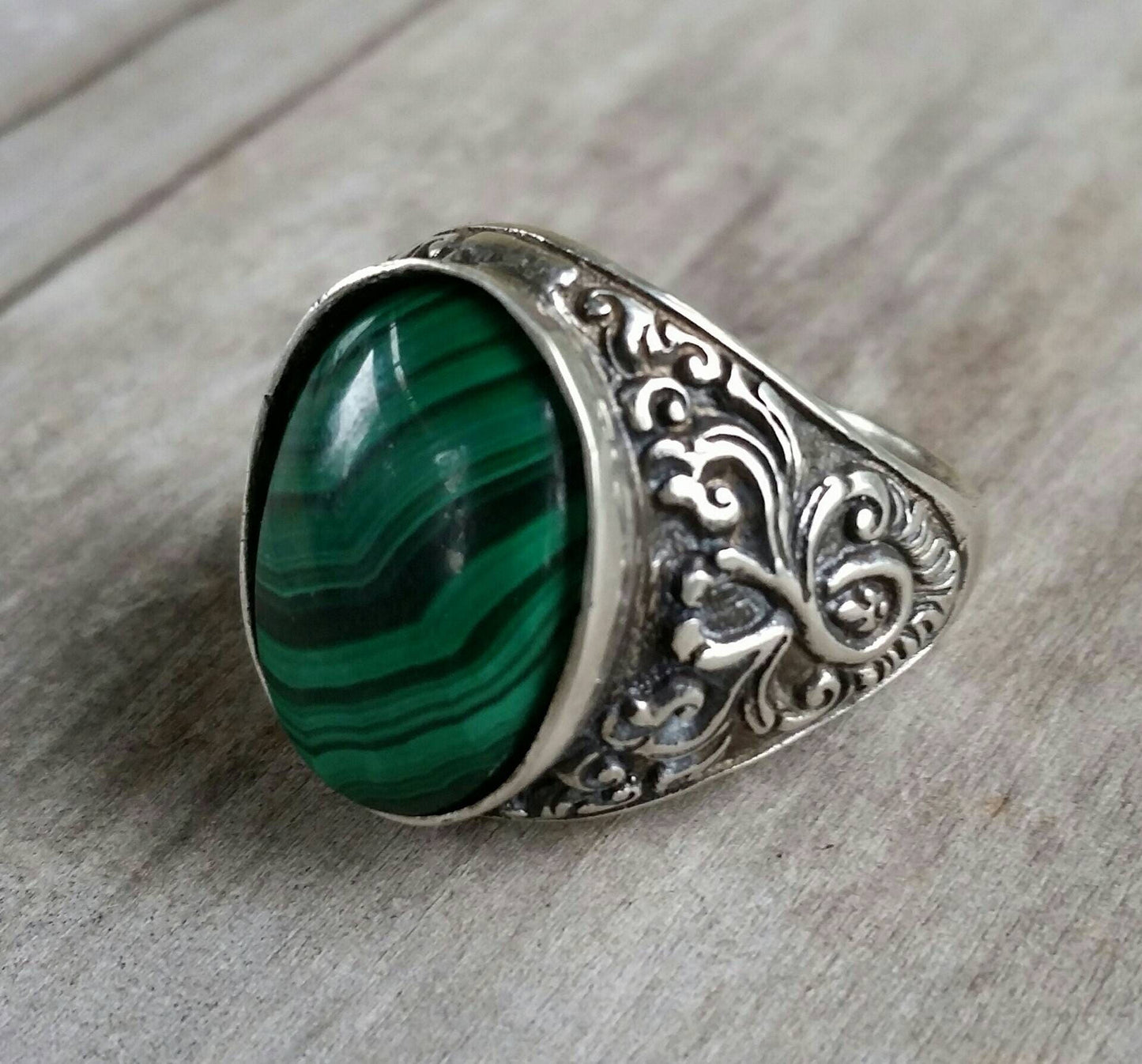 large Malachite ring,925 sterling silver,scroll,baroque,wedding dress ring,antique,gemstone,green stone ring,mans stone ring,chunky,