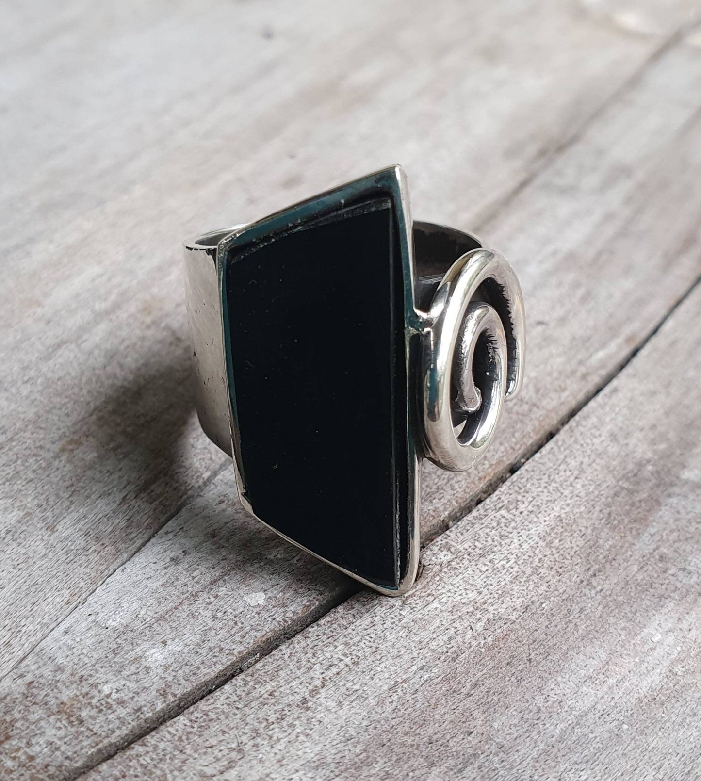 Large long onyx ring,l925 sterling silver,black acrylic, boho,gypsy,new age,handmade,scroll,swirl, tribal,,stone ring,maori koru
