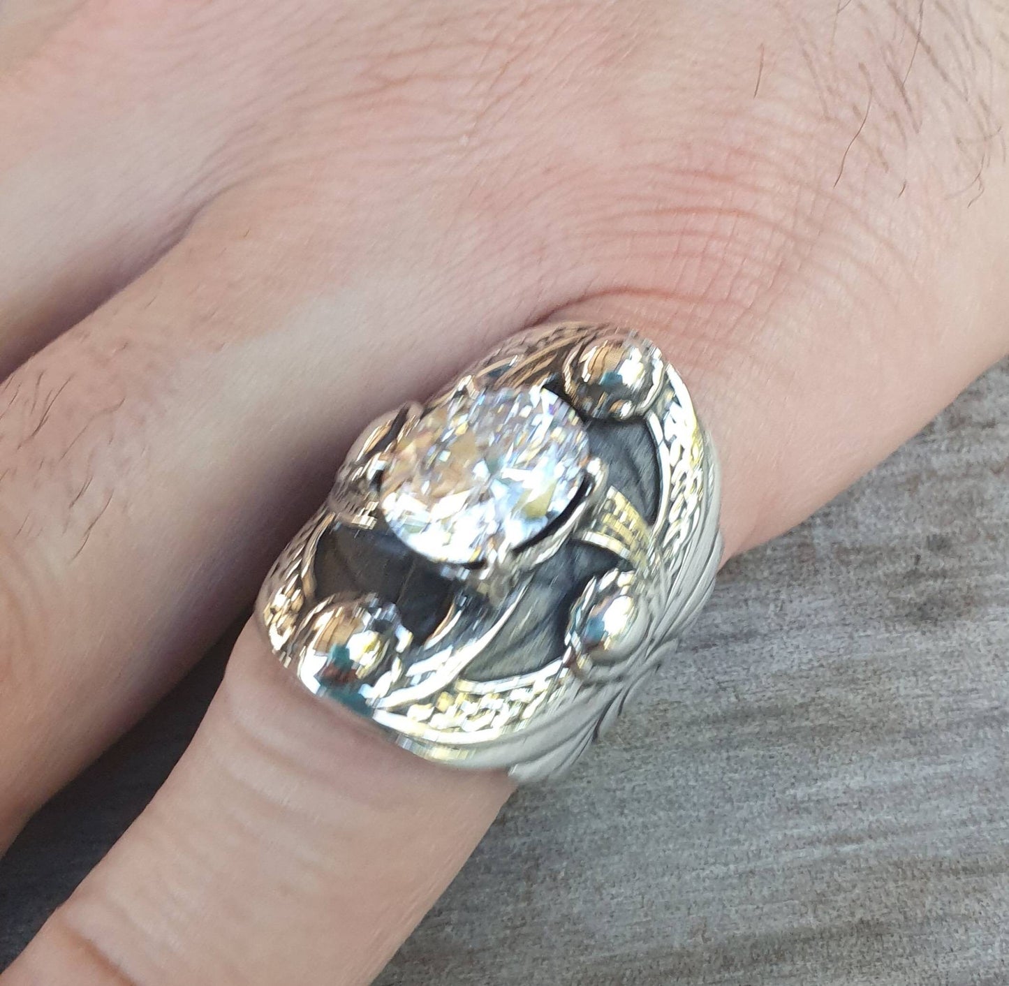 Large celtic ring,cz sterling silver,cubic zirconia,celtic ring,medieval,tribal,vintage,large silver ring,shield,steampunk,celtic shield,