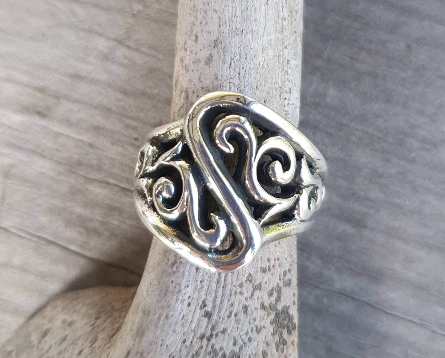 Heavy silver ring,sterling silver,unisex, wide chunky scroll ring,rustic,thick swirl ring,tribal boho band,