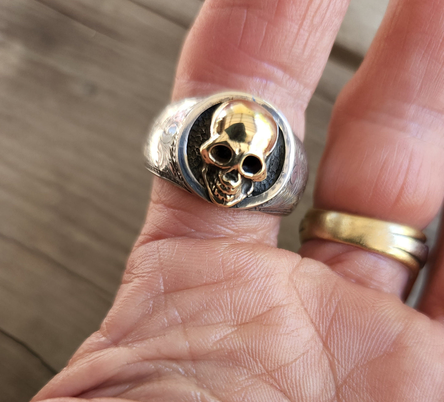 gold skull ring,9k sterling silver,two tone, signet ring 9ct gold,steampunk gothic, punk,handmade.grunge,mens fashion,hipster,pirate