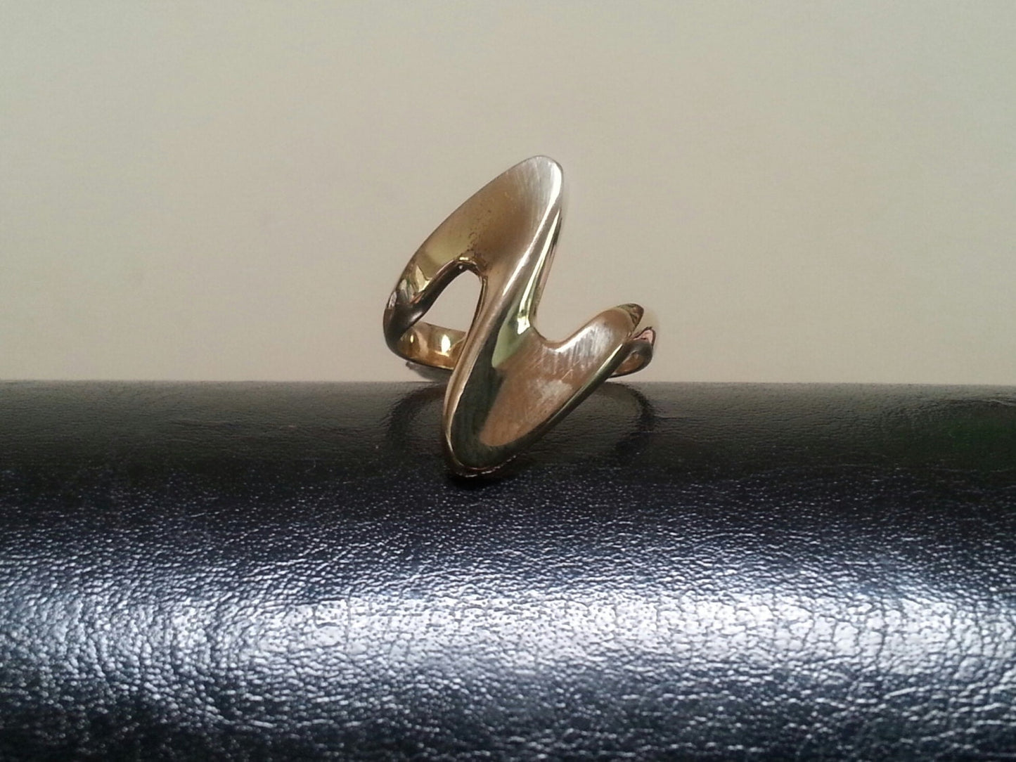 9k gold long ring,handmade,solid 9ct gold,smooth swirl,boho,deco,bespoke,art nouveau,retro gold ring,chunky gold ring,goddess