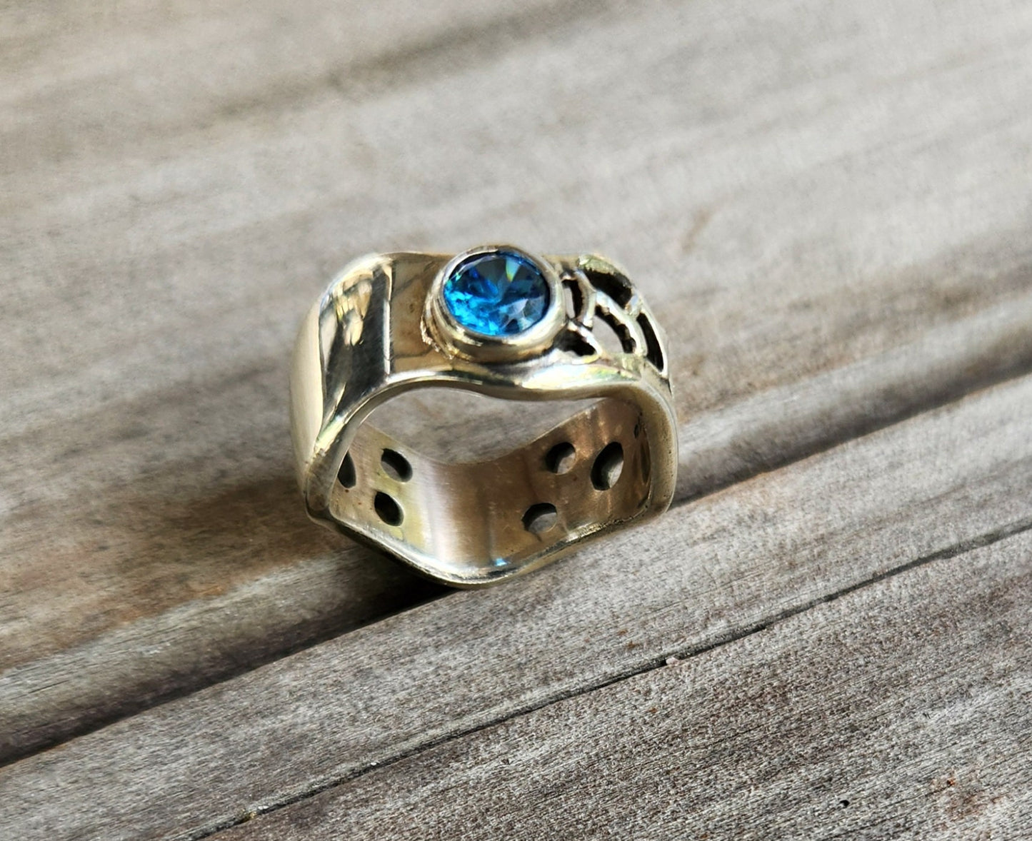Wide silver cz ring,solid sterling silver, blue cubic zirconia,industrial 8mm curved band,wedding dress ring