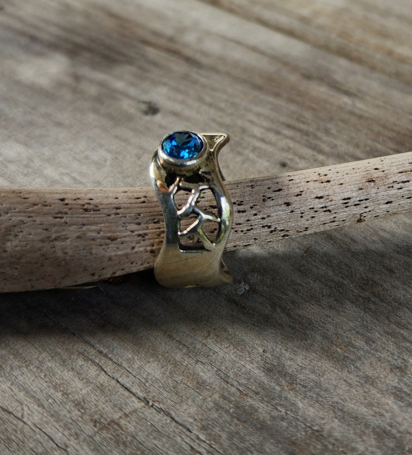 Wide silver cz ring,solid sterling silver, blue cubic zirconia,industrial 8mm curved band,wedding dress ring