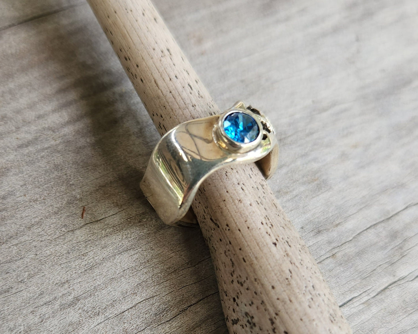 Wide silver cz ring,solid sterling silver, blue cubic zirconia,industrial 8mm curved band,wedding dress ring