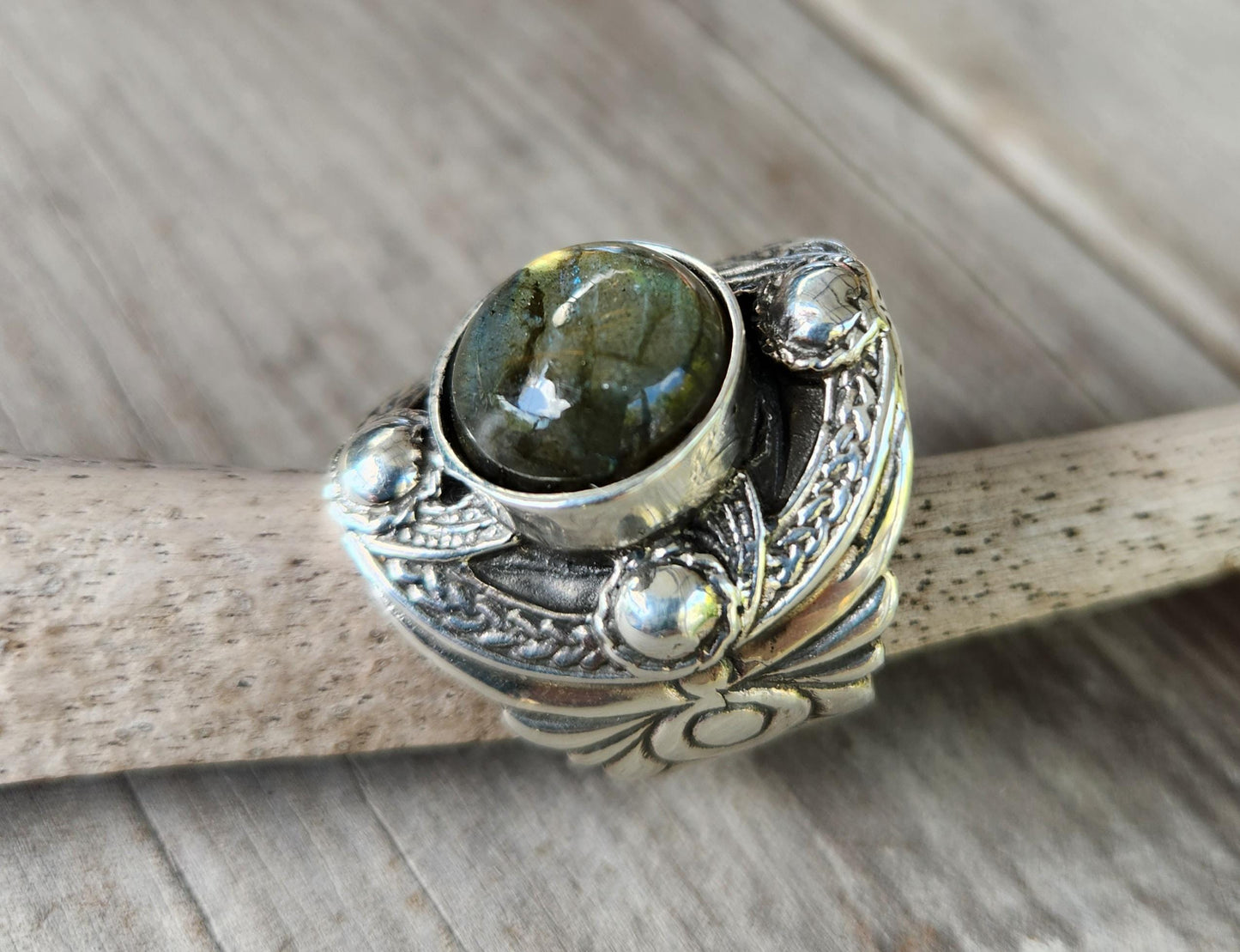 Golden Labradorite ring,sterling silver, Labrodite,chunky ring,celtic ring,medieval,tribal,large stone ring,shield,large mens ring,