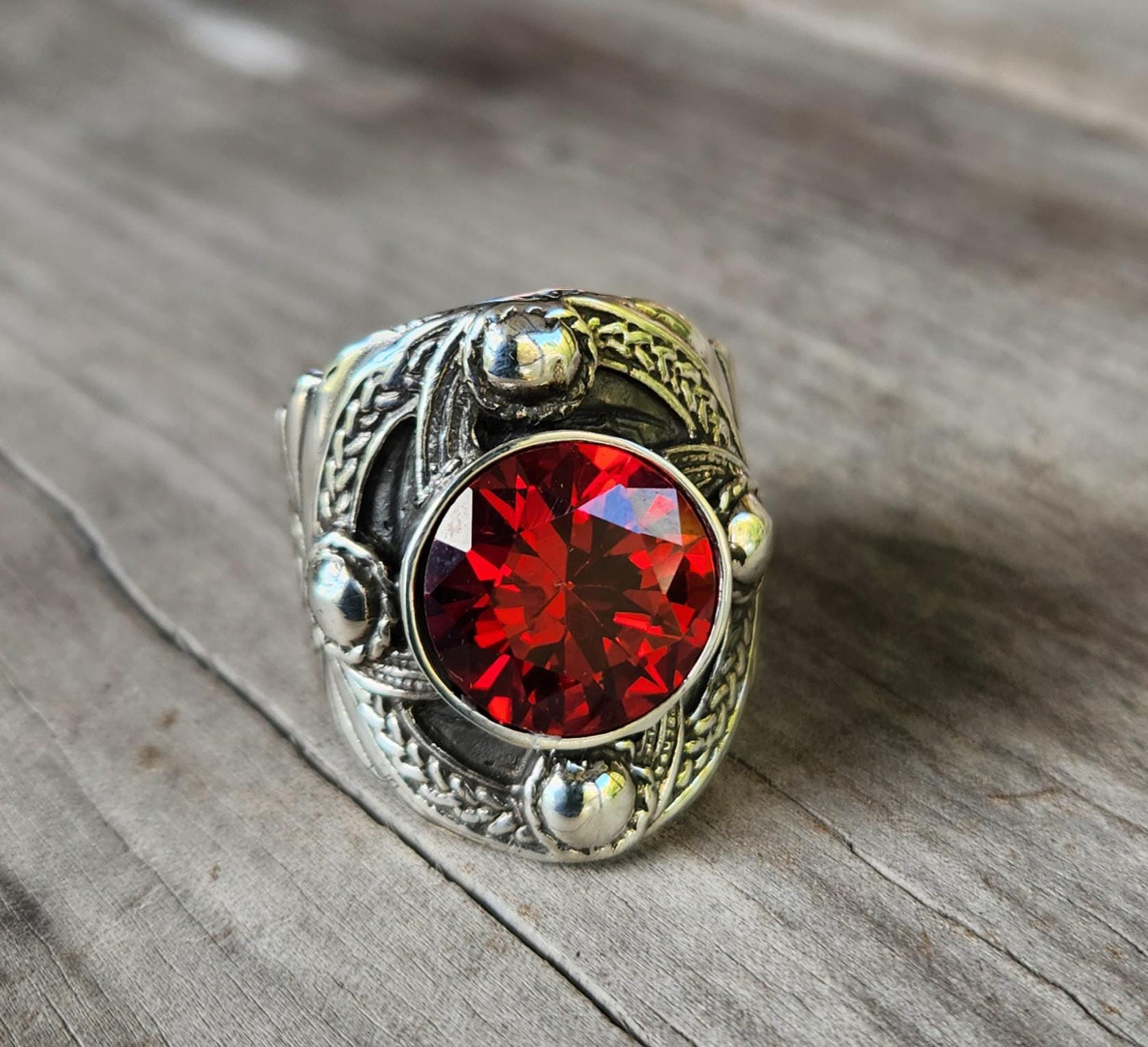 Large celtic ring,purple cz sterling silver,cubic zirconia,celtic ring,medieval,tribal,vintage,silver ring,shield,steampunk,celtic shield,