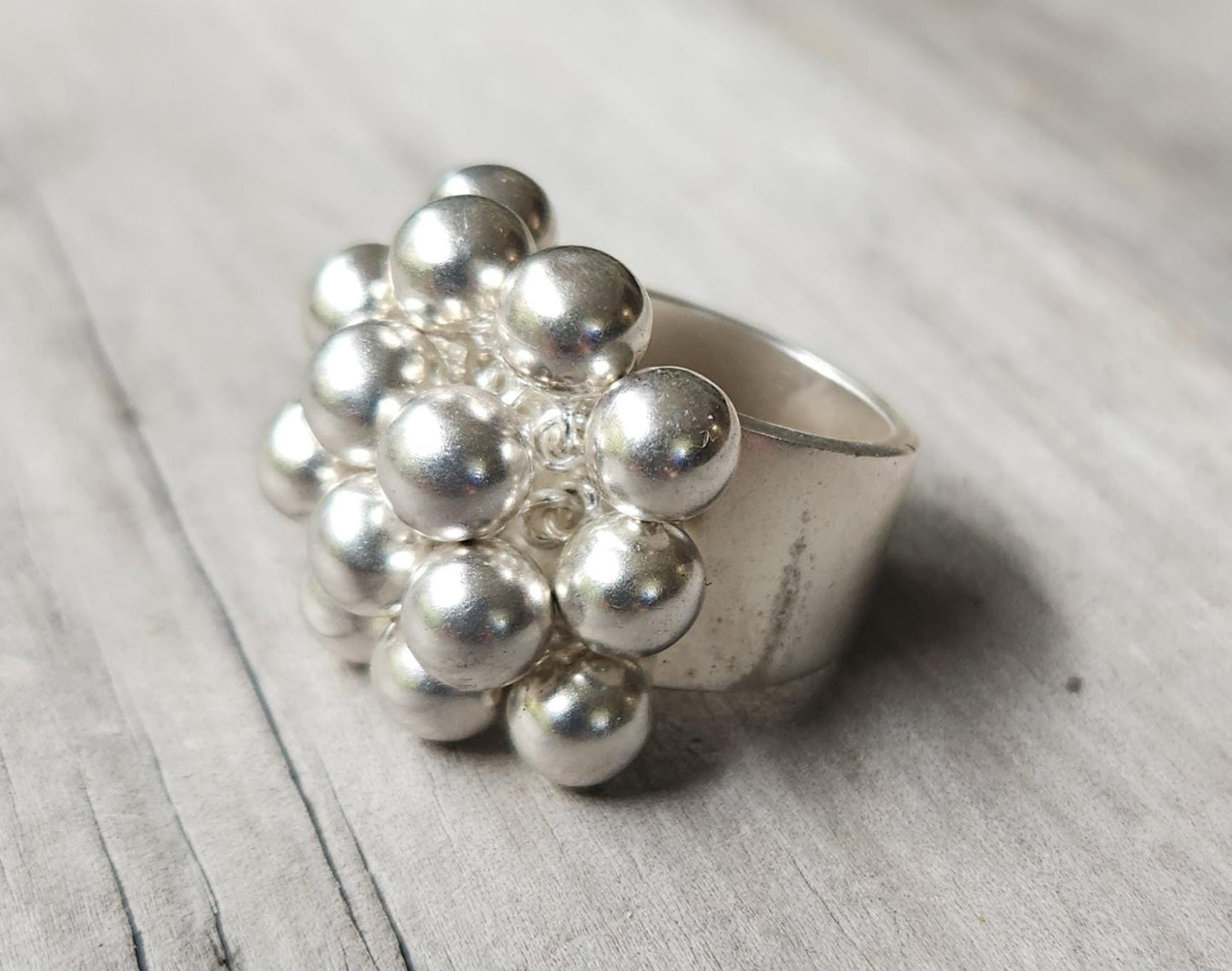 Wide ball ring,925 sterling silver,large chunky 90's band with free moving balls,very long ring..
