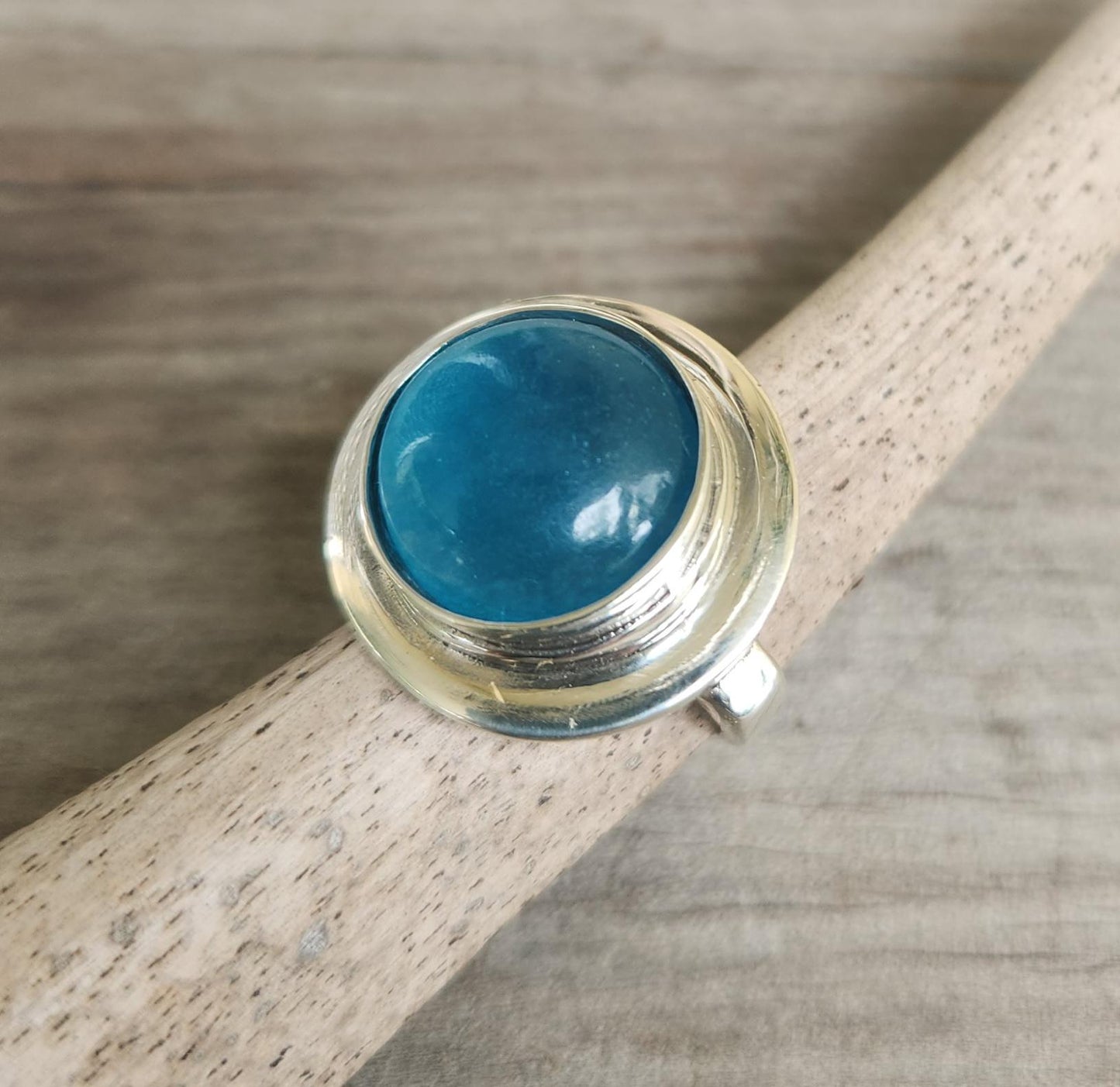 Large round top ring,Blue quartz,chalcedony,925 sterling silver,chunky ring,wedding ring, stone,boho,gemstone ring,handmade, retro ring,mode