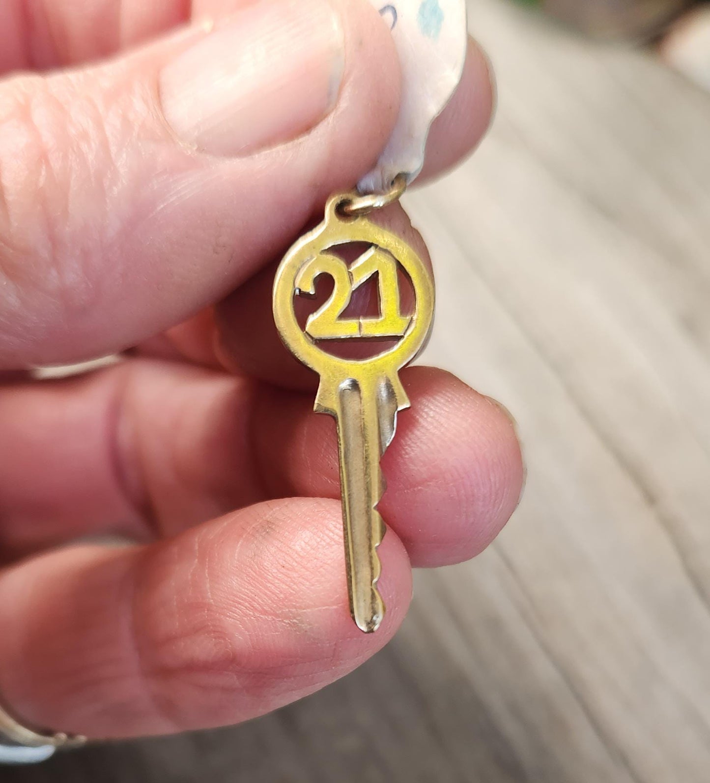 9k 21st key pendant,charm,vintage,1990s,solid 9ct gold,