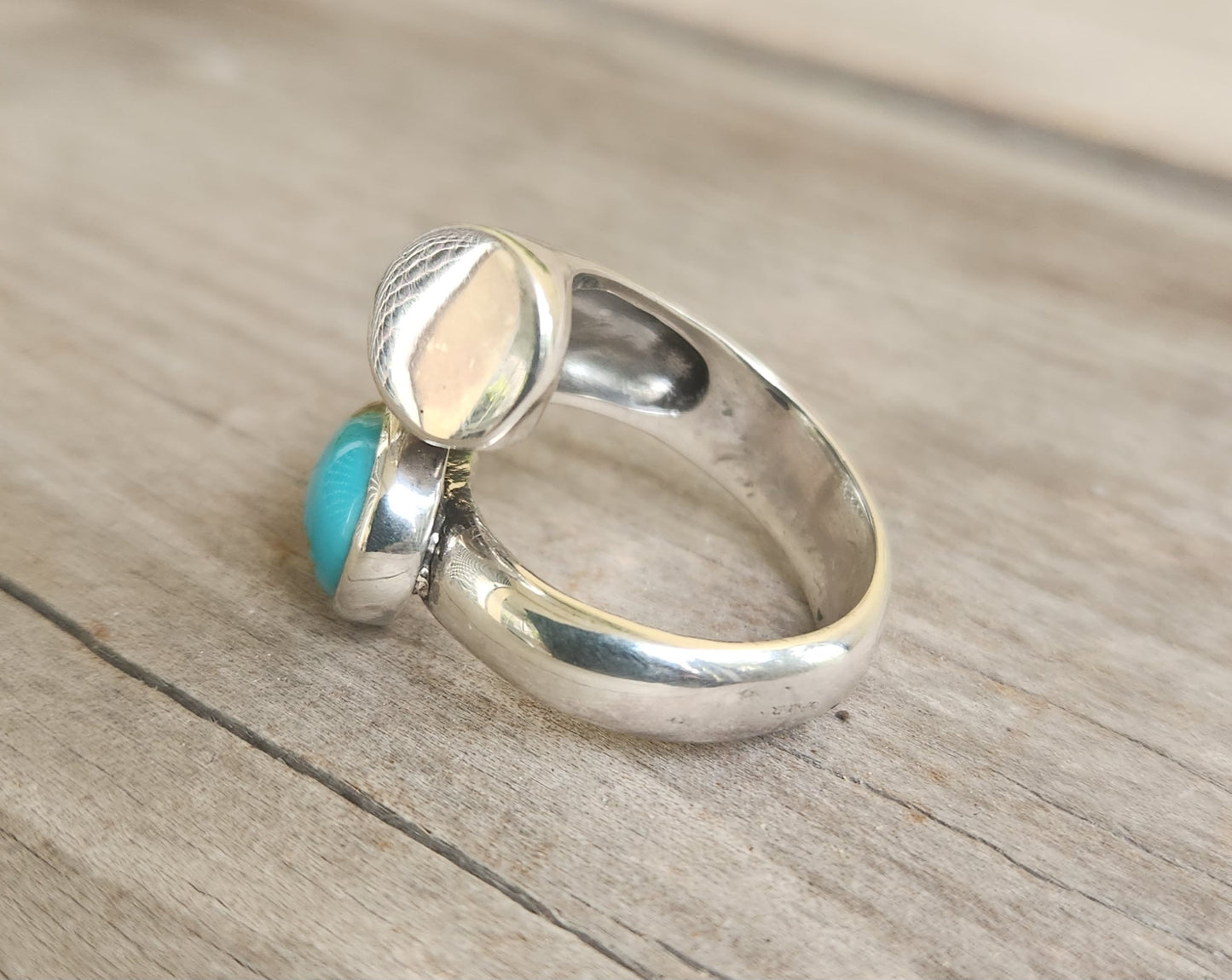 Turquoise chunky ring.925 sterling silver wrap around band,boho chic