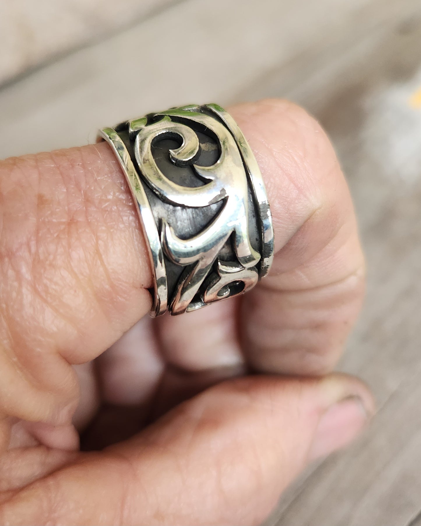 Wide spinner ring ,925sterling silver,15mm swirl tribal worry ring,wedding,dress,scroll,bespoke
