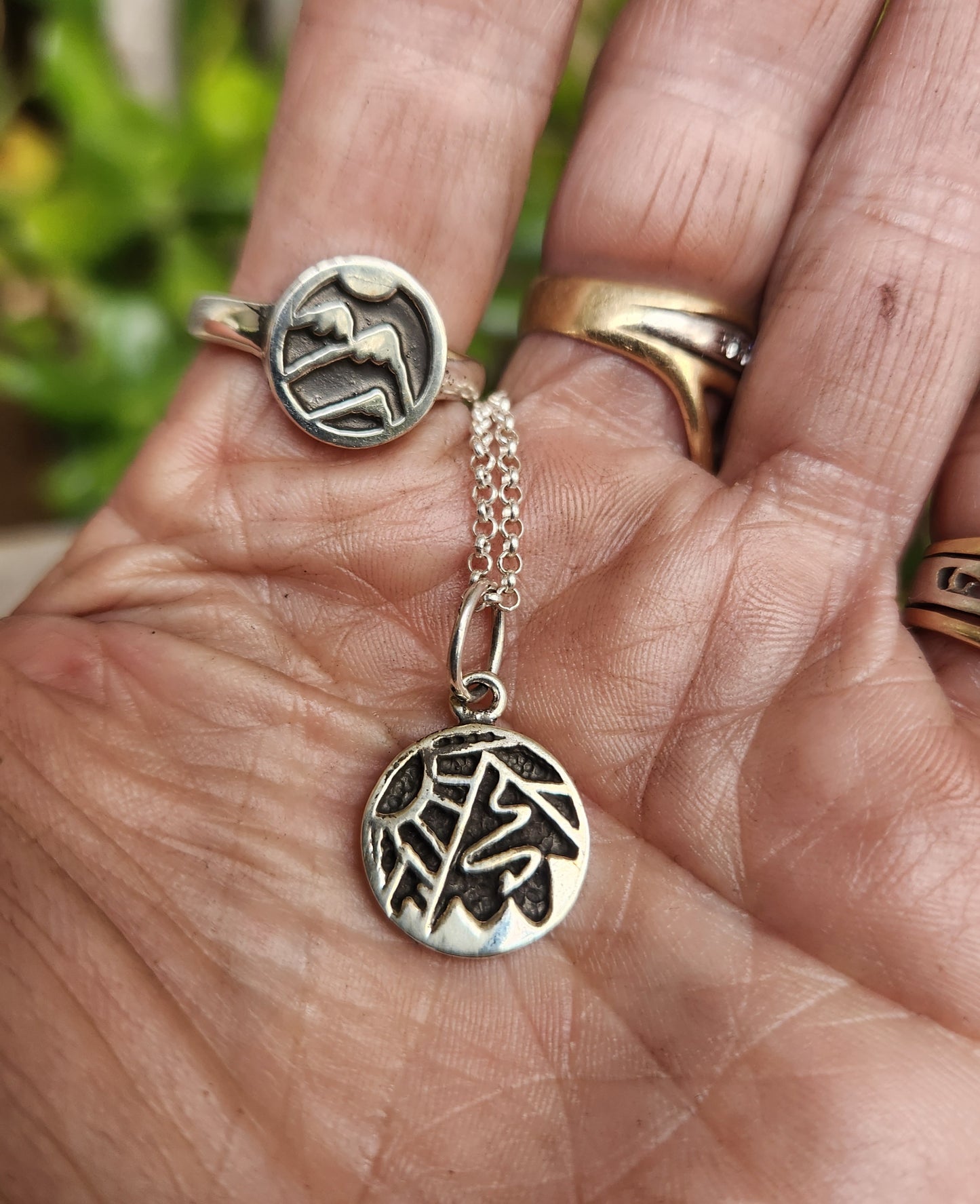 Snow mountains,925 sterling silver disc,walking,trekking,ski pendant,snowboard charm,handmade mountain hiking,