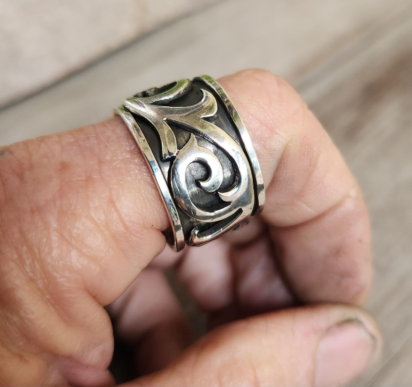 Wide spinner ring ,925sterling silver,15mm swirl tribal worry ring,wedding,dress,scroll,bespoke