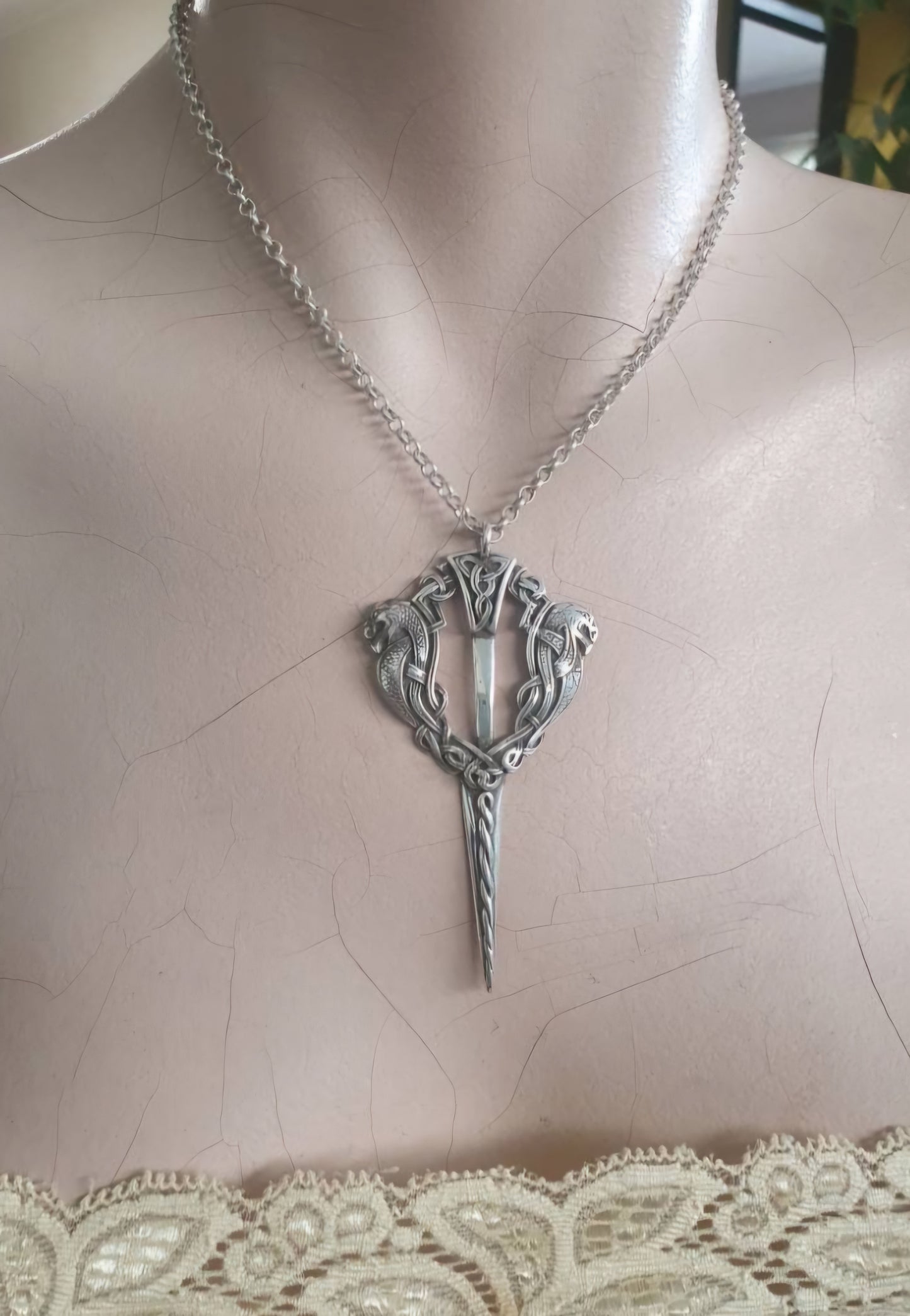 large celtic pedant,925 sterling silver