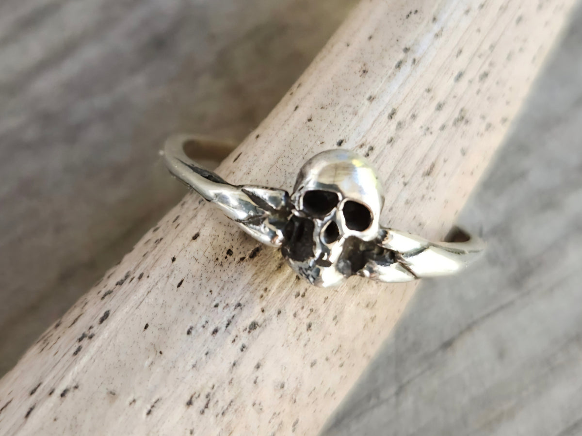 Gold skull ring,two tone,9k/9ct gold skull on a sterling silver band, gothic,punk,women's skull, pinkie,handmade,boho,rockabilly
