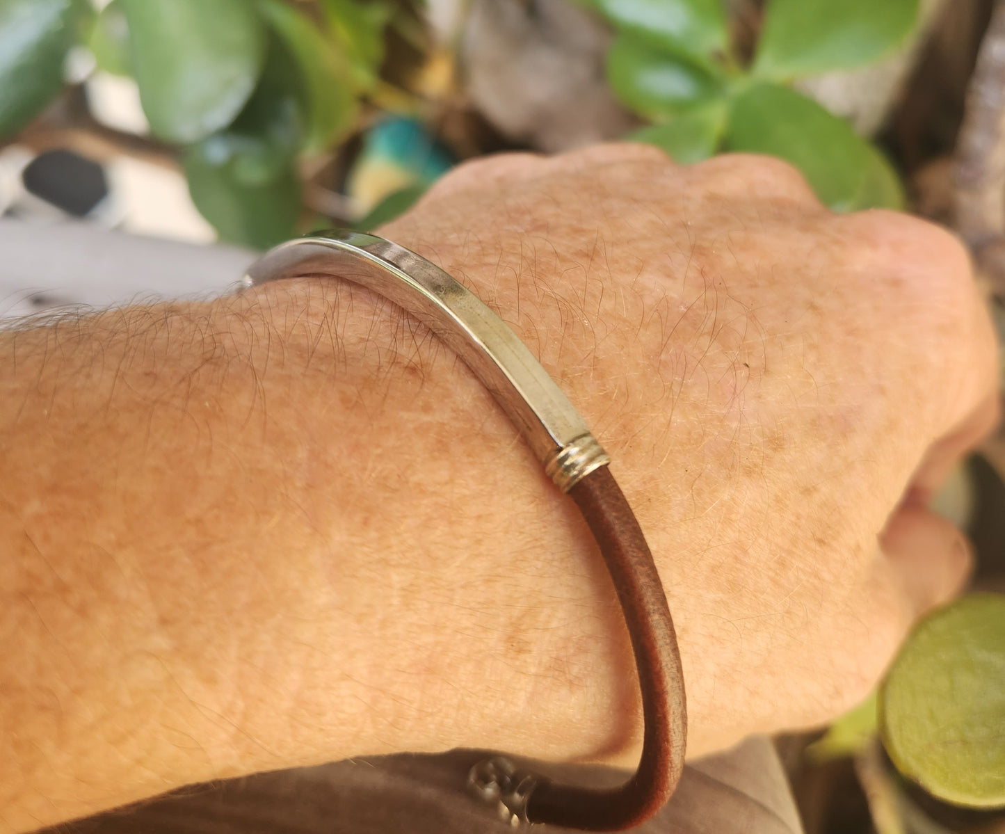 Silver and leather bracelet,925 sterling silver,mens silver cuff