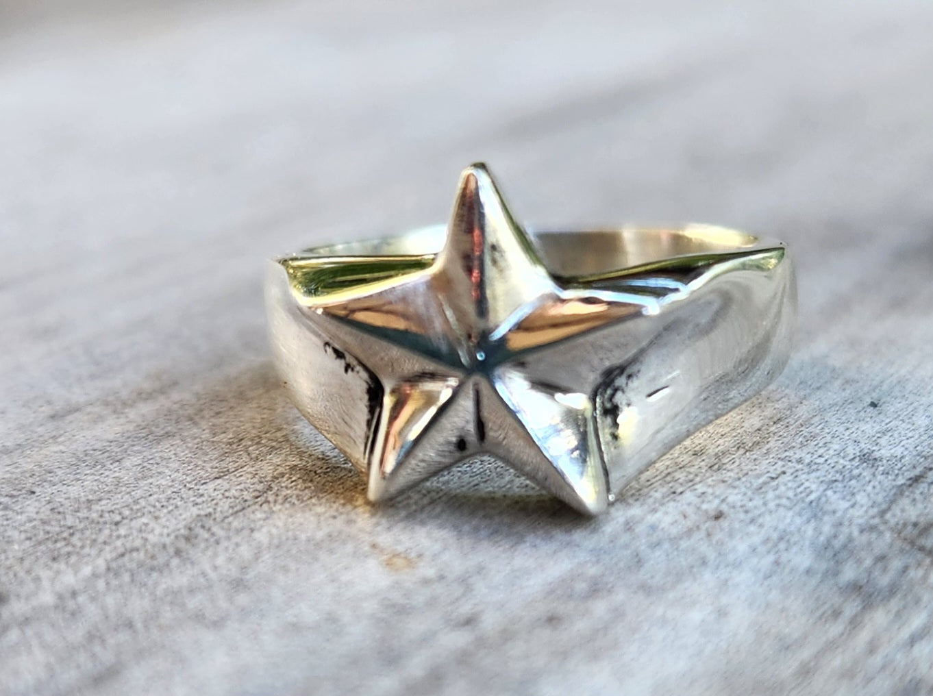 Small caltex star ring,sterling silver, 925 pinkie ring