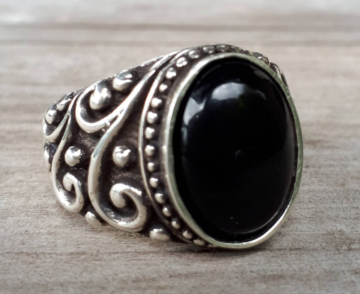 Onyx ring,chunky,sterling silver,handmade,boho,vintage,silver wedding,new age,crystal ring,antique,scroll,mans black stone ring,signet ring