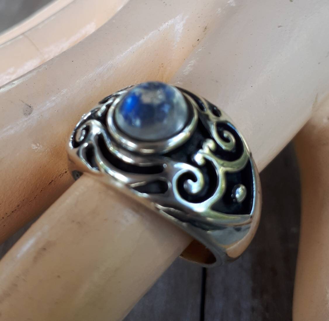 Moonstone ring,sterling silver,rainbow moonstone,dress ring,signet ,tribal,vintage,boho,hipster,handmade,mens fashion,wedding ring,chunky,