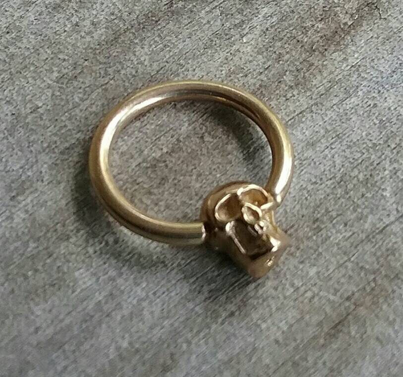 Skull bcr,skull earring,bcr skull bead,sterling silver,skull bc,skull nipple ring,skull belly ring,skull,skull sleeper,pirate,captive bead,