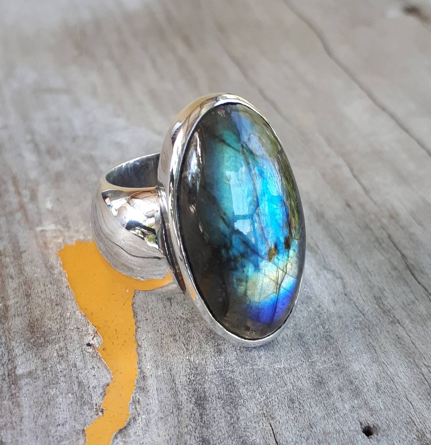Labrodorite ring,stunning,chunky sterling silver,gemstone ring,handmade,stone ring,long ring,boho,crystal,new age ring,large ring,big stone