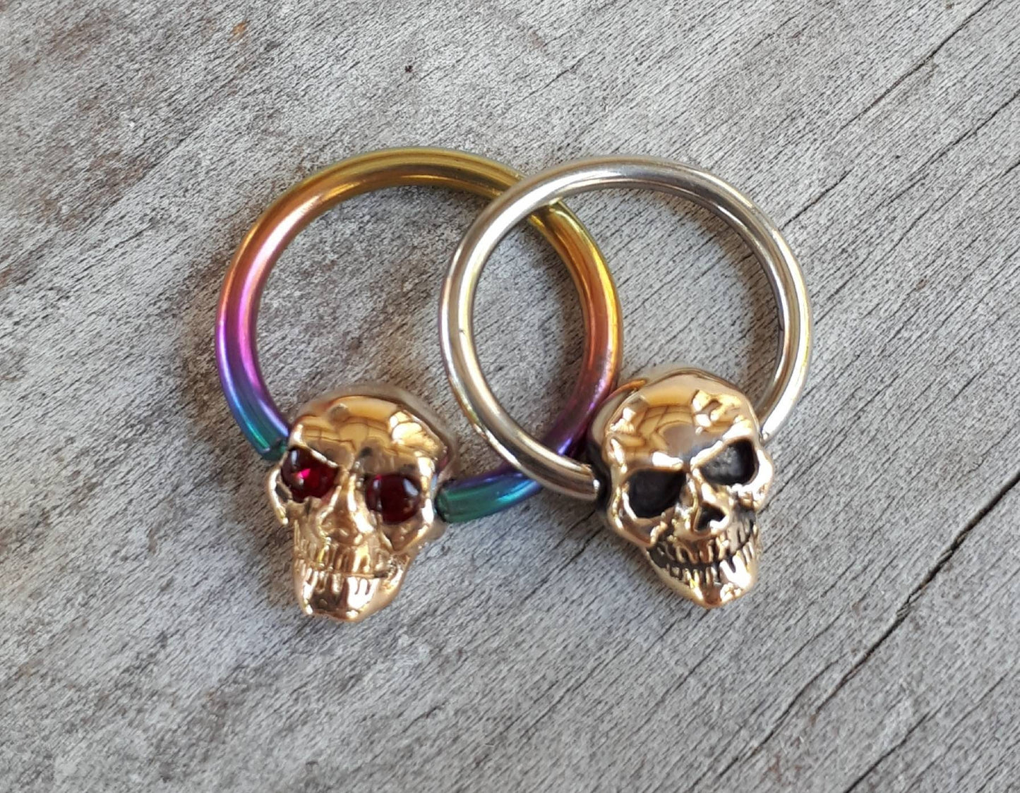 Gold skull earring,bcr skull bead,9ct gold,skull nipple ring,skull belly ring,skull eyebtow ring,gold skull sleeper,boho,pirate,steampunk,