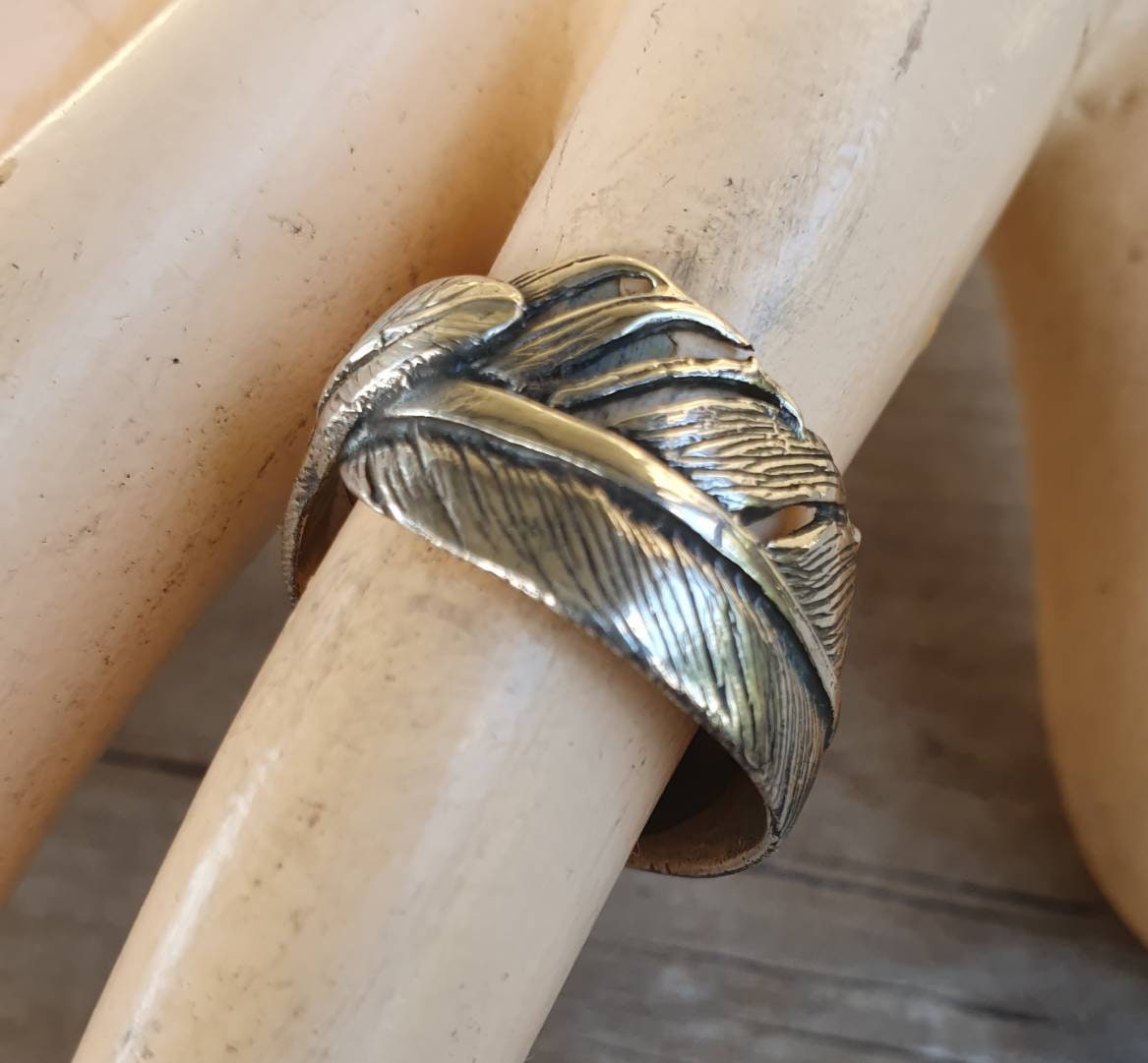 feather ring,unisex ,sterling silver,wedding band,hipster, alternative, indian, boho ring,gypsy,shabby chic,handmade,bird,new age,