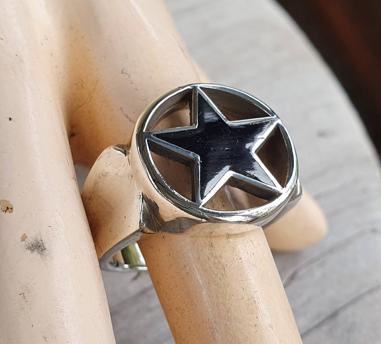 Large star ring,Sterling silver,black enamel star,chunky ring,caltex star,five pointed star,chunky ring,unisex,boho,hipster