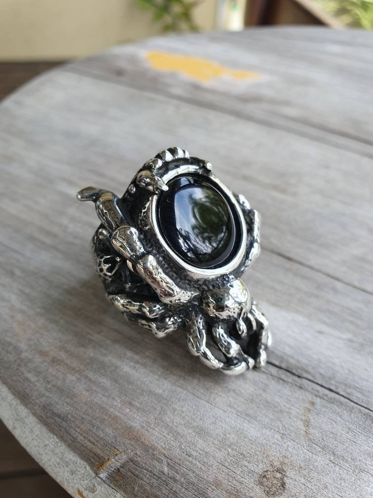 Spider,large chunky ring,sterling silver,insect,gothic,punk,unisex ring,rockabilly,hipster ring
