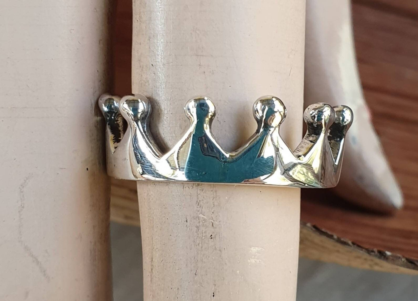 crown ring,solid sterling silver,small,chunky ring,pinkie ring,rockabilly,boho style,