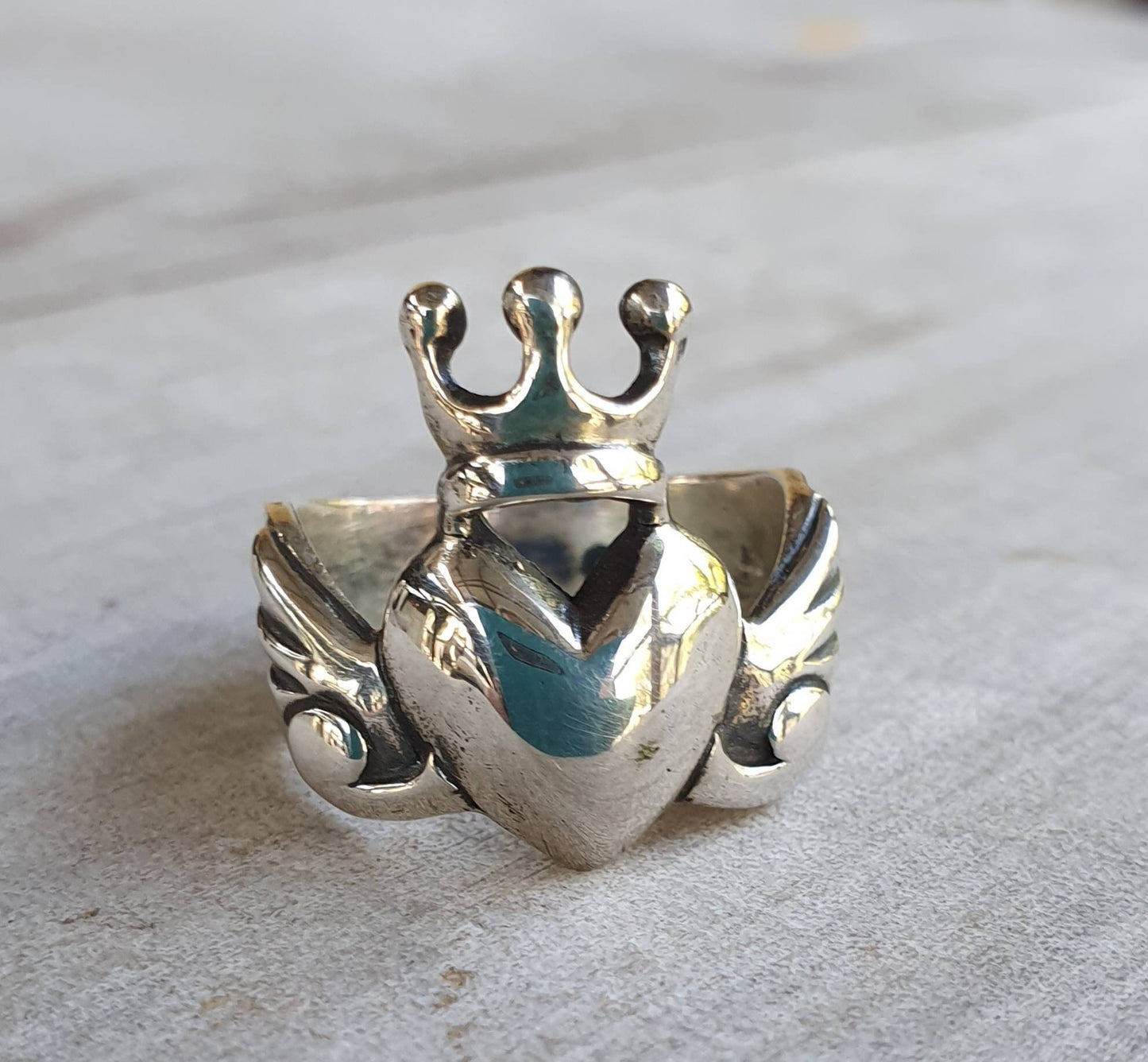 sacred heart ring,sterling silver,crown ring,long ring,handmade,goddess,angelwings,rockabiily,heart ring, gothic,,grunge,lolita, boho