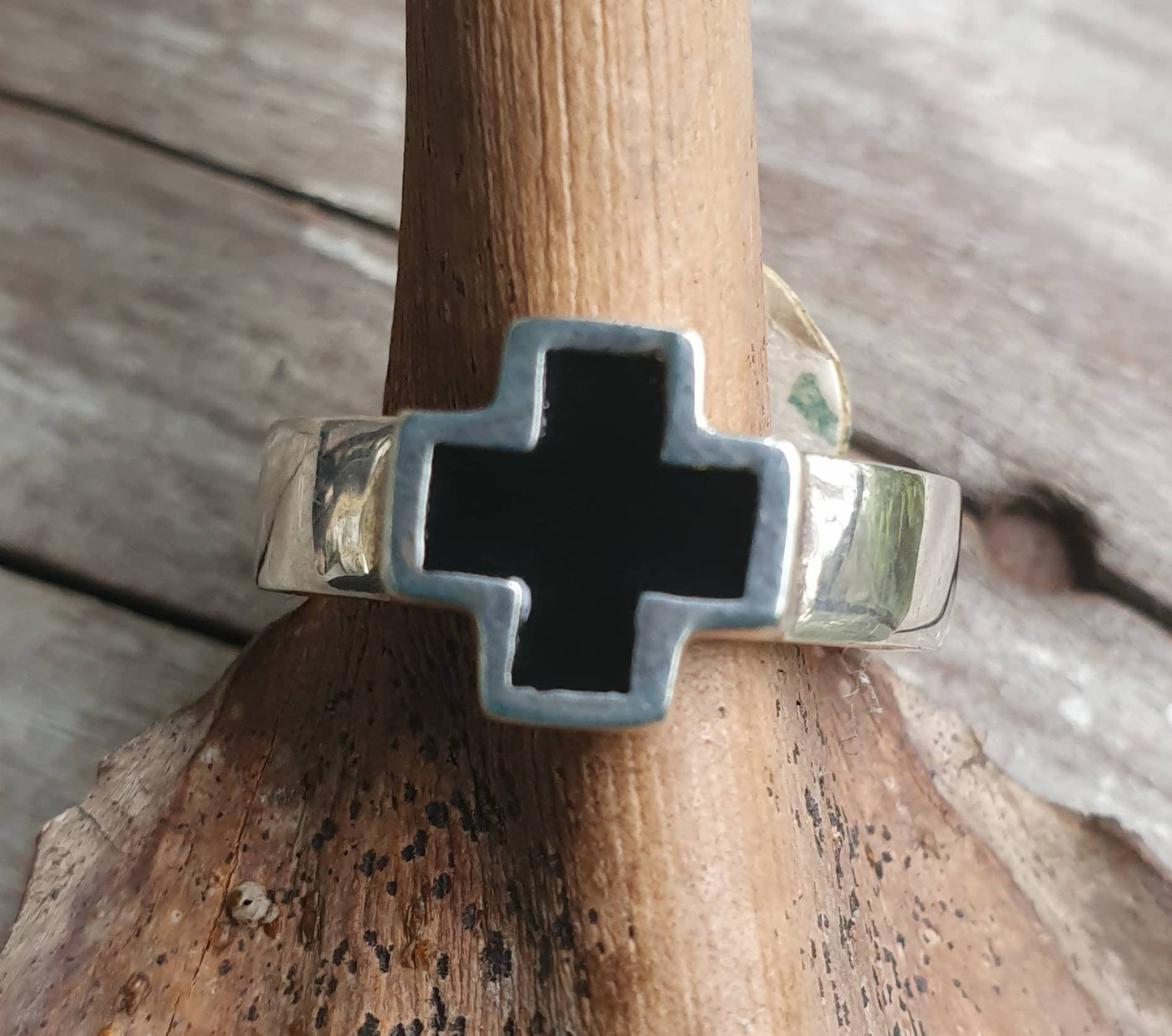 cross ring,sterling silver,even cross,black enamel, Christian,Celtic cross,medieval,religious,pagan,Jesus,hand made,knights templar