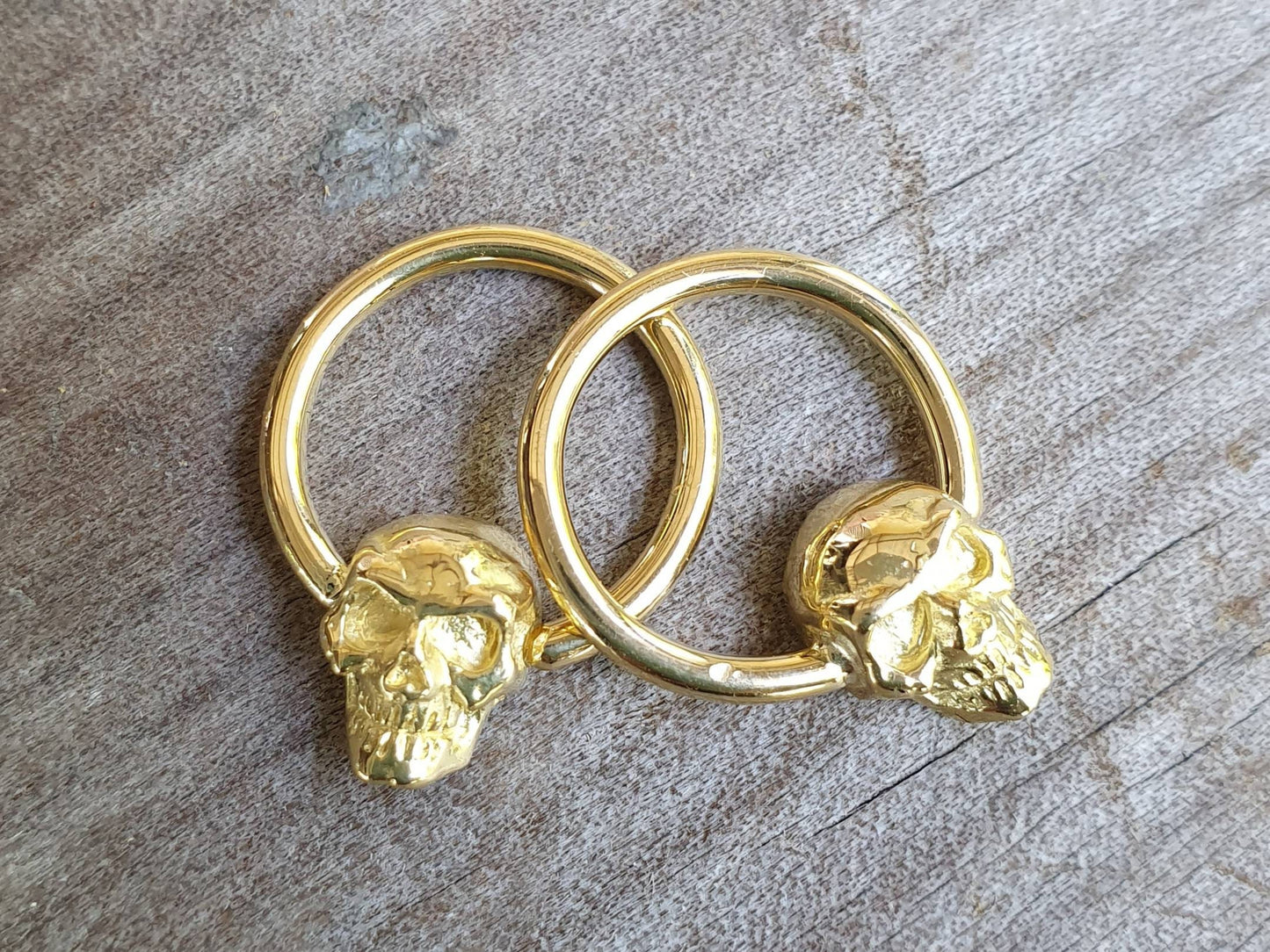 18ct Gold skull bcr earring nipple