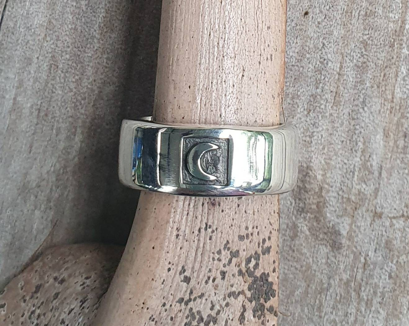 Moon ring,sterling silver,crecent moon,solid band, band,unisex ring,