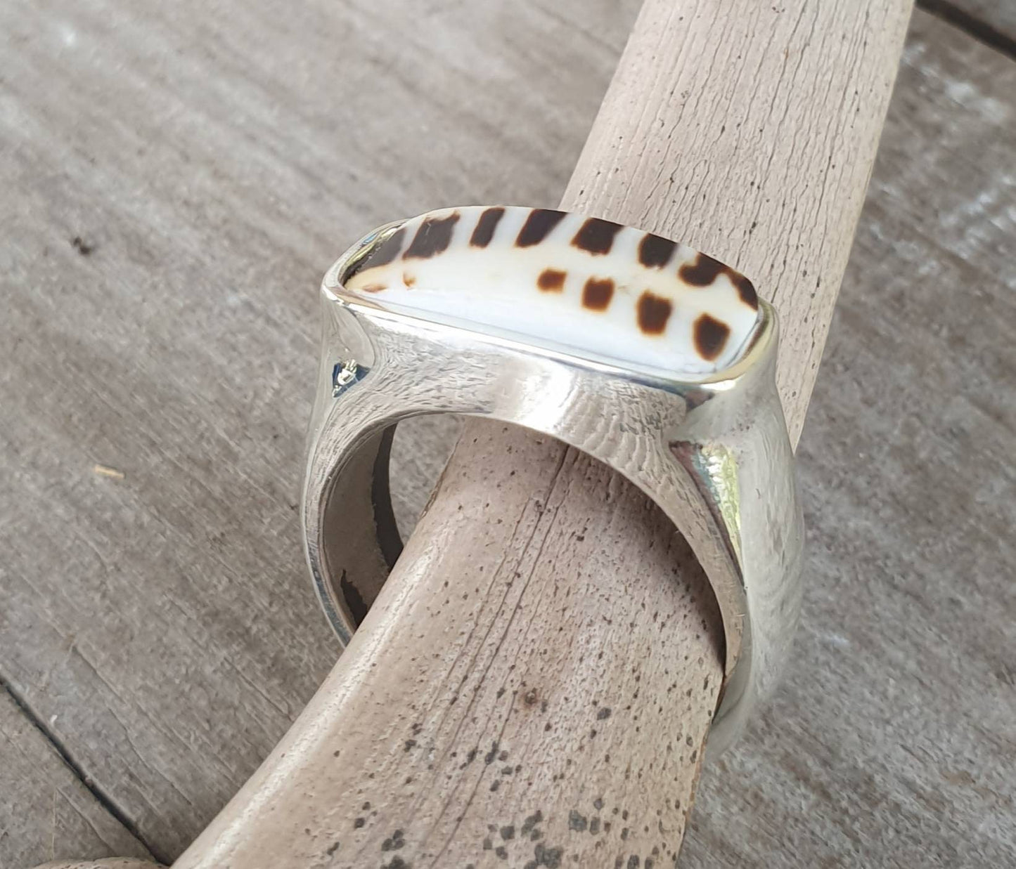 Rectangle ring,shell ring,sterling silver,chunky,handmade,Micheal Hutchence tribute,plain silver signet,Chunky,unisex