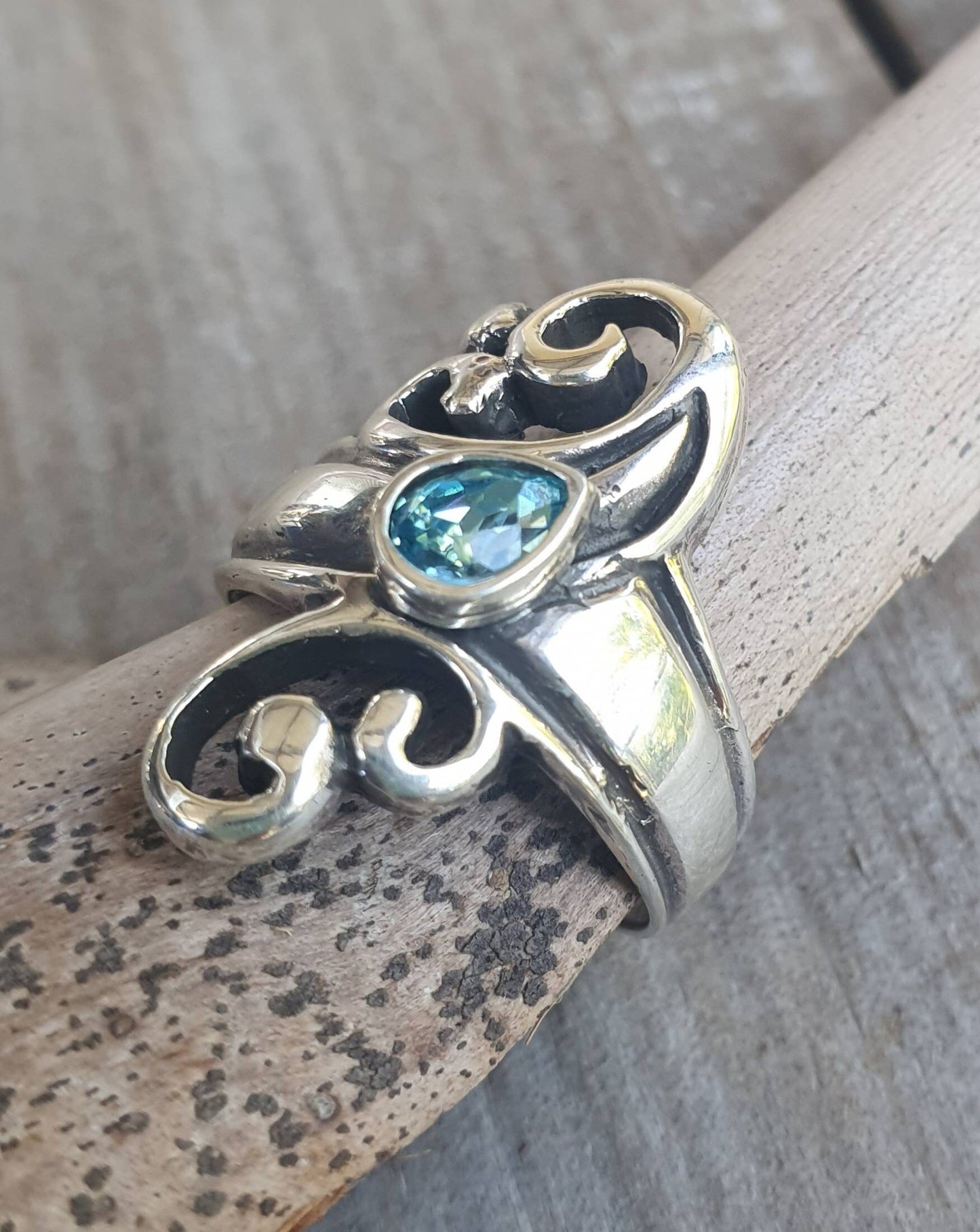 Garnet ring,sterling silver,scroll with teardrop stone,handmade,steampunk,gothic,art nouveau, tribal,swirl,boho,gypsy,hippy,rockabilly