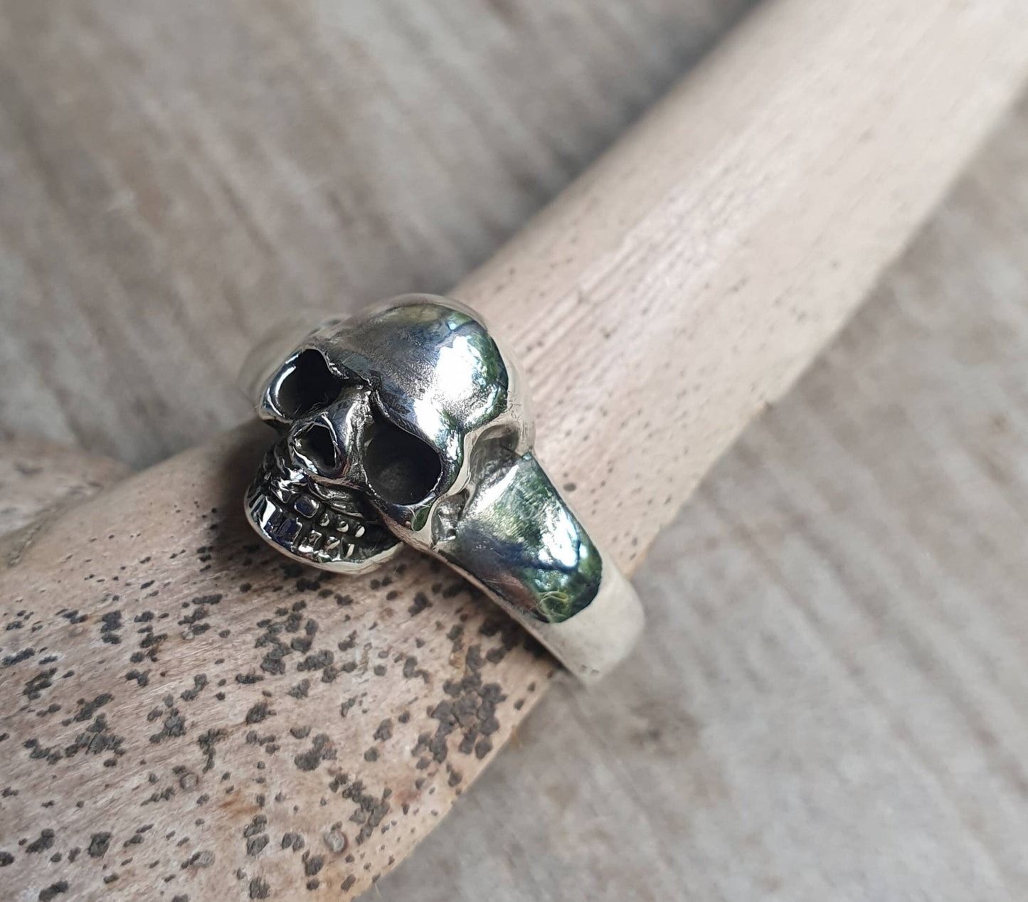 Small skull ring,sterling silver, signet,solid skull, steampunk, gothic ,punk,women's skull,skull pinkie,handmade,boho,hipster,rockabilly