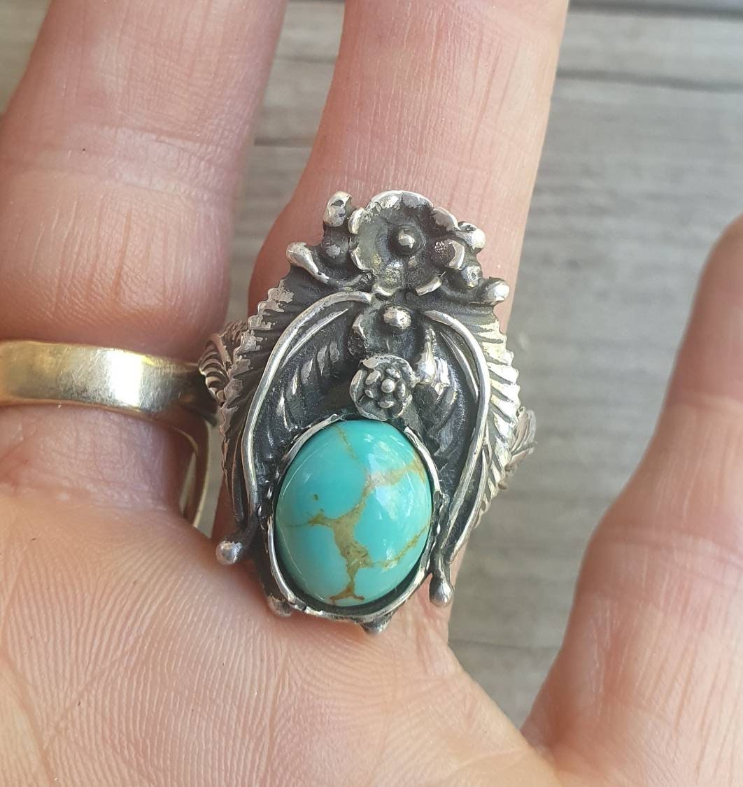 Turquoise ring,sterling silver,Navajo Indian style,flower,leaf,boho,gypsy,tribal,handmade,women's fashion