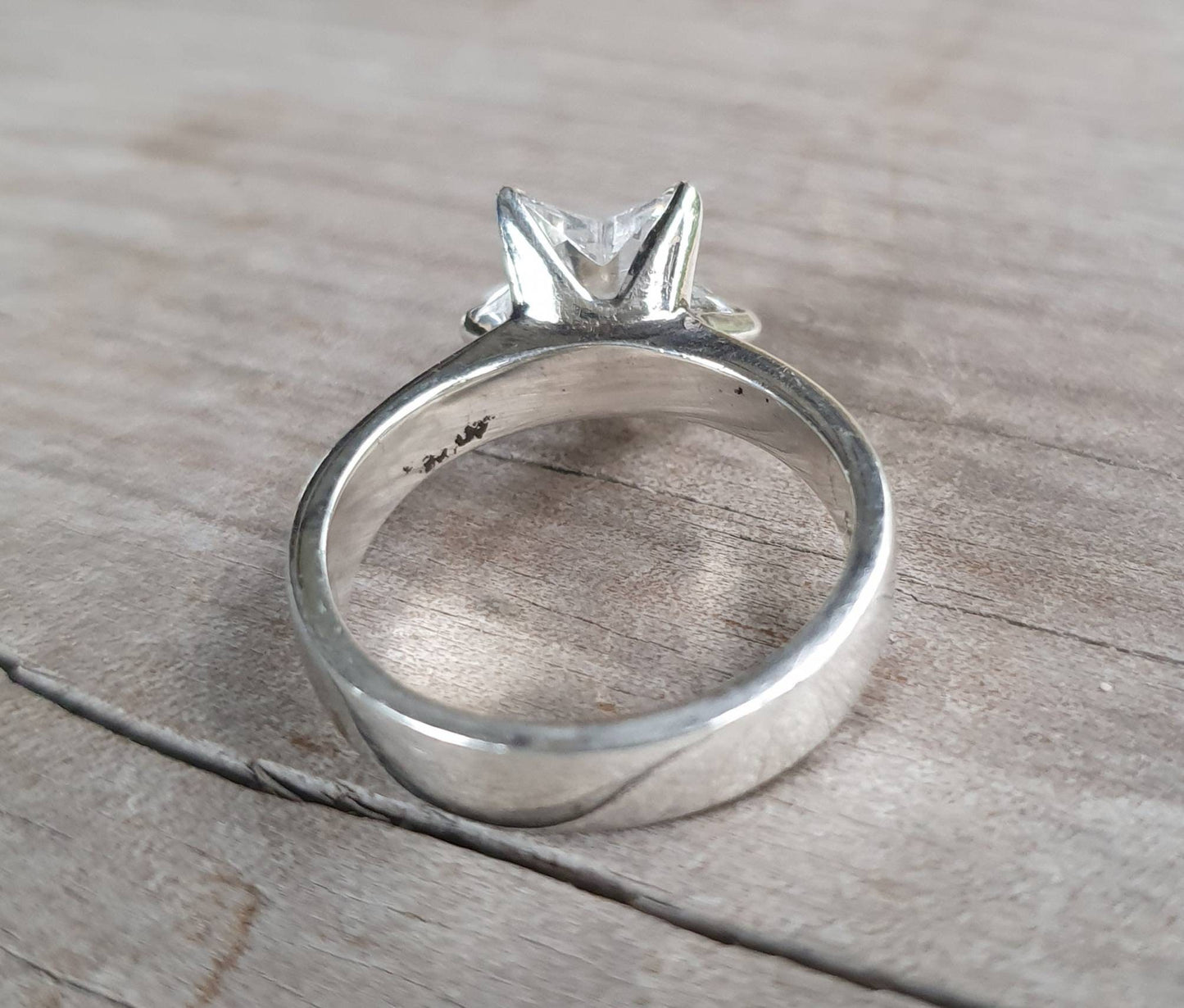 star ring,sterling silver solitare,cubic zirconia star,five pointed star,solid ring,unisex,boho,designer fashion,