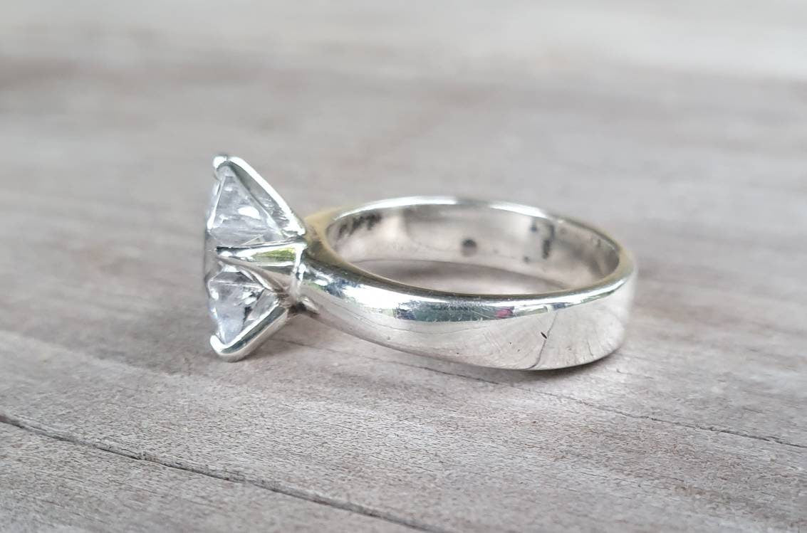 star ring,sterling silver solitare,cubic zirconia star,five pointed star,solid ring,unisex,boho,designer fashion,