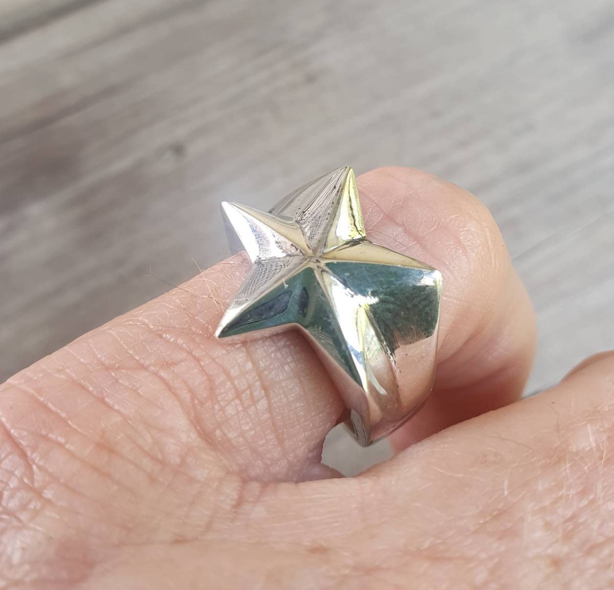 star ring,Sterling silver,solid flat star,astrology,small.5 pointed star,goddess,boho,chunky,new age,