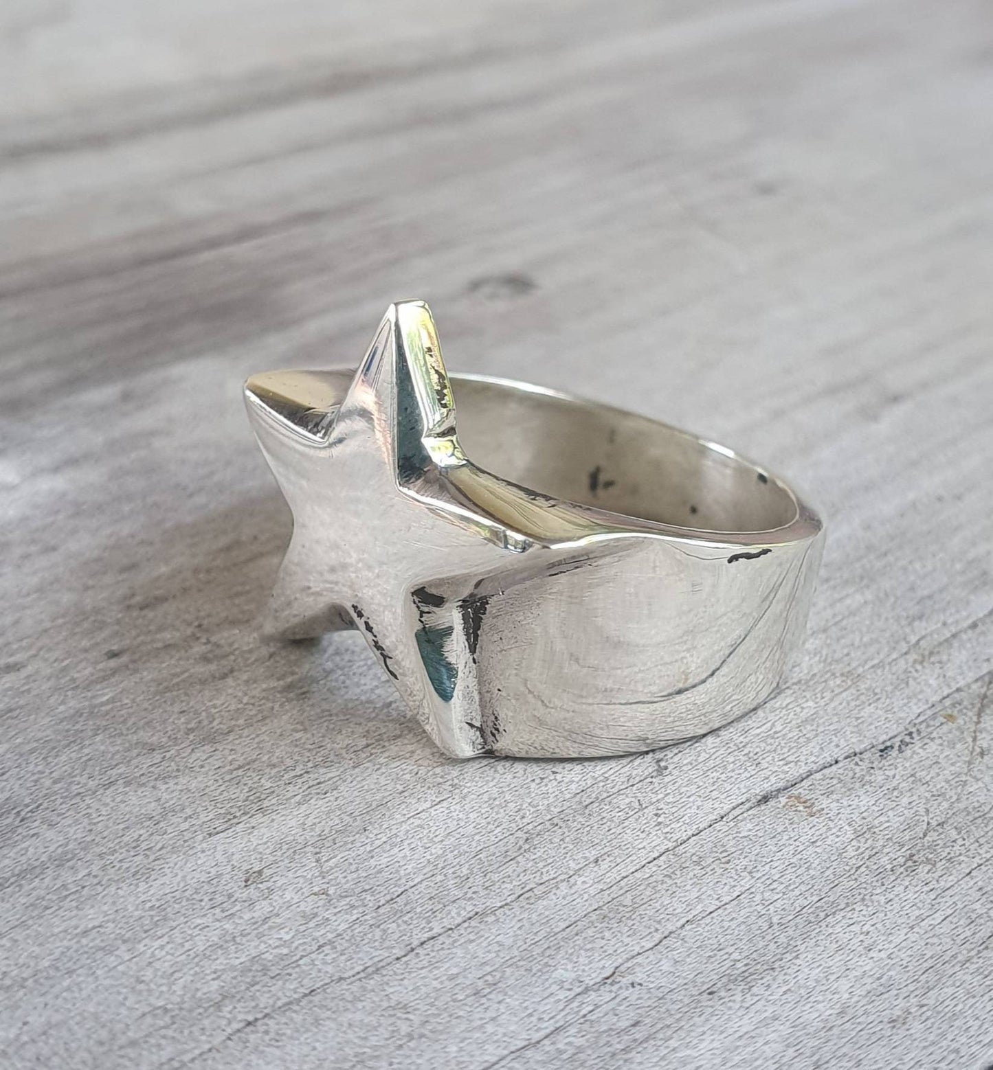star ring,Sterling silver,med,flat star,5 pointed star,goddess,boho,chunky,new age,