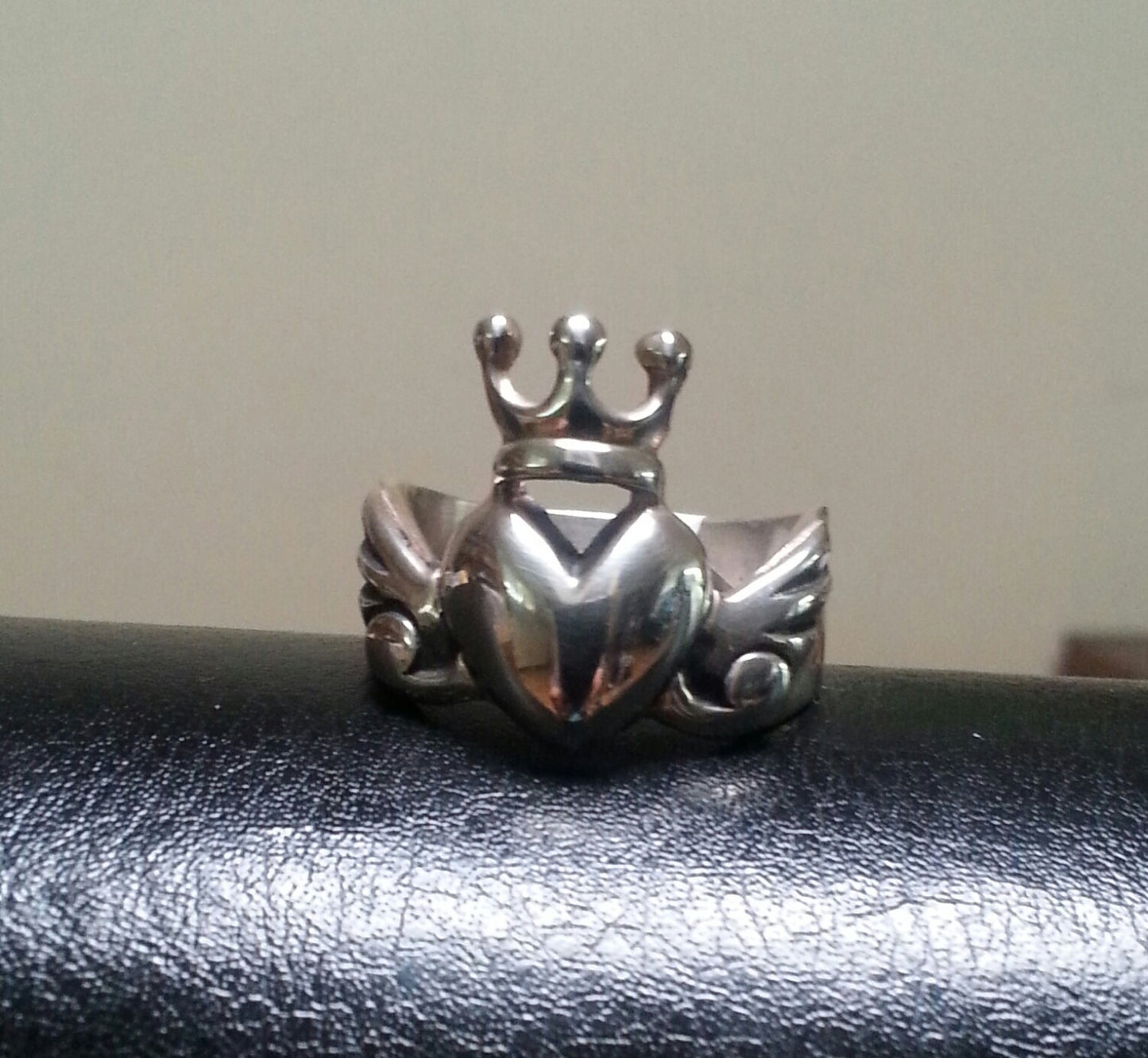 sacred heart ring,sterling silver,crown ring,long ring,handmade,goddess,angelwings,rockabiily,heart ring, gothic,,grunge,lolita, boho