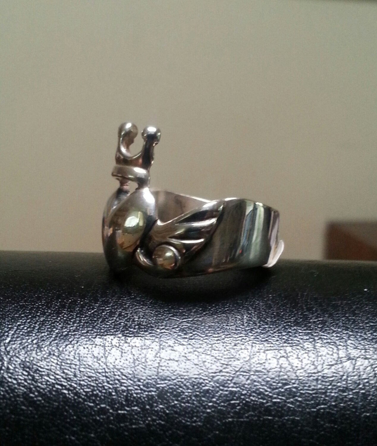 sacred heart ring,sterling silver,crown ring,long ring,handmade,goddess,angelwings,rockabiily,heart ring, gothic,,grunge,lolita, boho