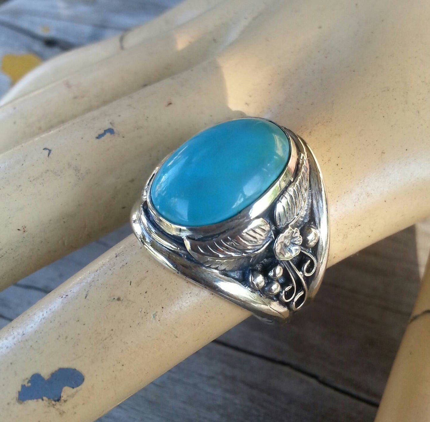 Large labradorite ring,sterling silver,unisex,large ring,new age,mans ring,antique,boho,stone ring,chunky,handmade gemstone ring