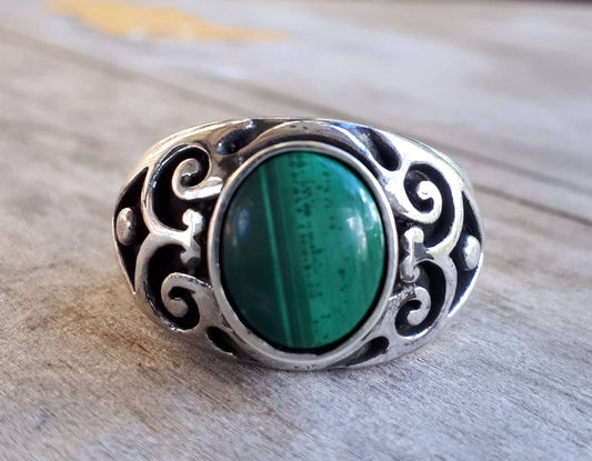 Malichite,mens ring,sterling silver,signet ,tribal,vintage,boho,hipster,handmade,mens fashion,wedding ring,,chunky,mens stone ring,Celtic,