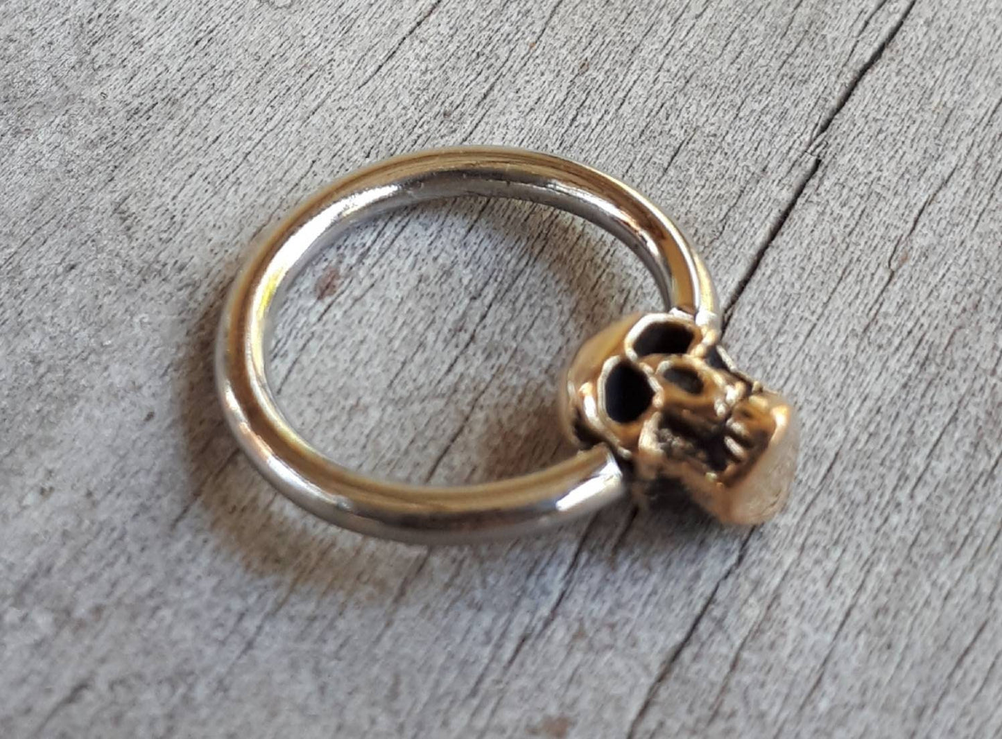 9k Gold skull earring,captive skull bead,9ct gold skull bcr,skull nipple ring,skull belly ring,skull,gold skull sleeper,pirate,captive bead,
